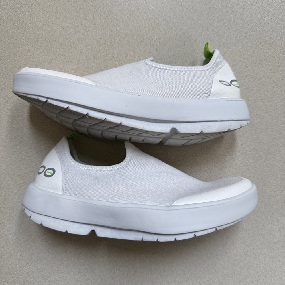 Oofos Oomg Eezee Recovery Sneakers Womens 7 White Fabric Slip On Comfort Shoes